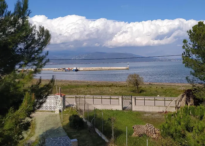 Holiday home Serafim House